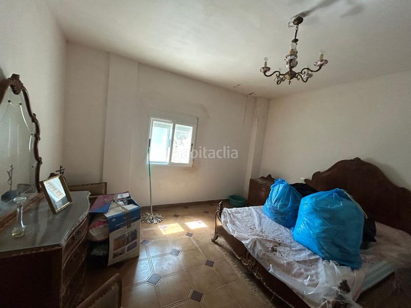 Foto 1f28f99c-9a01-4851-b8f0-f8bfce04ebbb. Casa amb aparcament a Requena