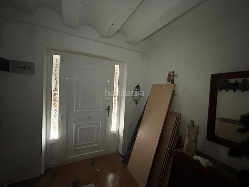 Foto 300b3105-e097-49c5-8a9c-f0cf6552c259. Casa amb aparcament a Requena