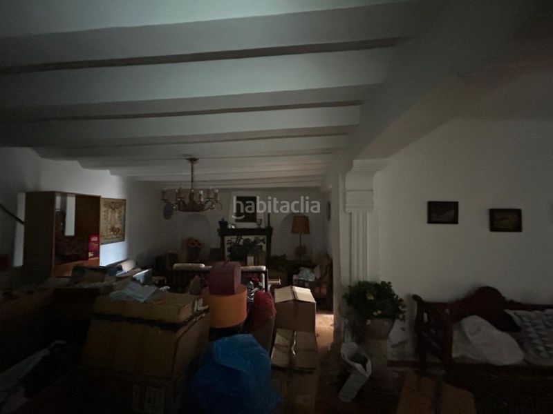 Foto 65d51f6f-b819-4a48-9d88-df2220cacada. Casa amb aparcament a Requena