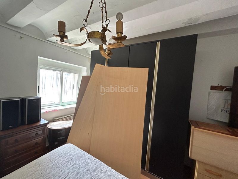 Foto 8063ab69-d741-4ea5-ad14-0effe8f4fb24. Casa amb aparcament a Requena