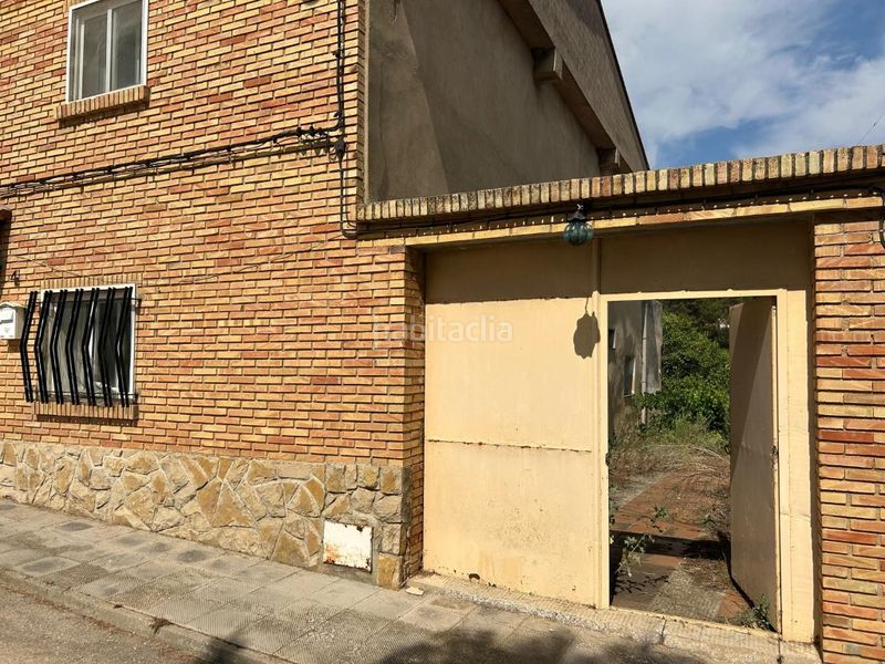 Foto 8a358545-51d4-465d-8117-ed9b027c7999. Casa amb aparcament a Requena