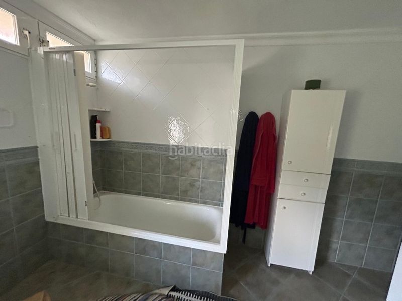 Foto 919a41c8-d176-4831-ae8d-bffe526af298. Casa amb aparcament a Requena