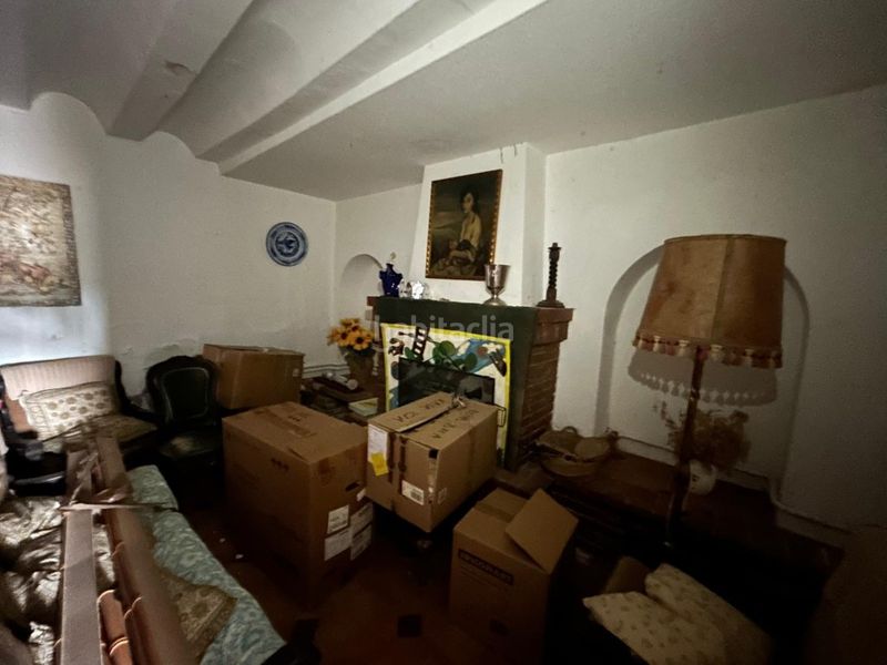 Foto a9c95e38-d5b8-4a52-a0bf-87d2ebd7cd6d. Casa amb aparcament a Requena