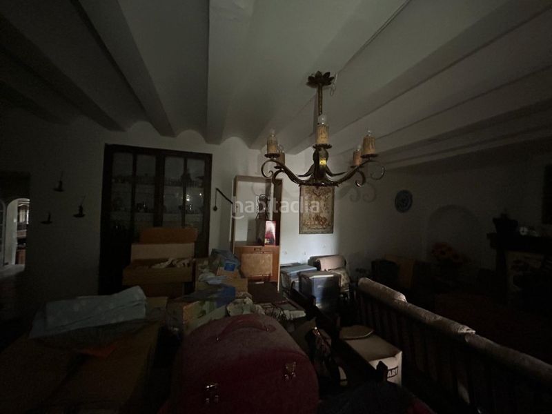 Foto cabe780e-a04a-41c7-96aa-194ff0362a91. Casa amb aparcament a Requena