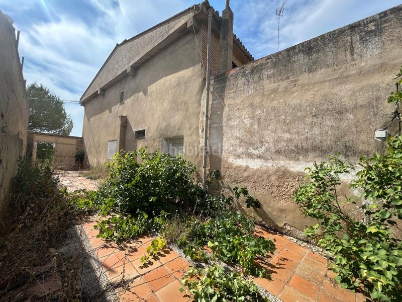 Foto da97c216-82f9-4a91-837c-0f907cbab1ce. Casa amb aparcament a Requena