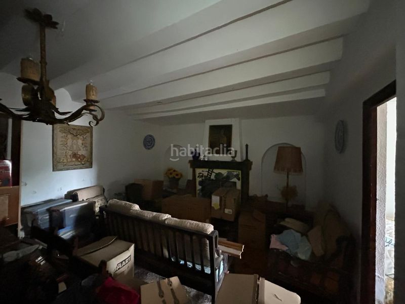 Foto ef54090b-672c-446e-8a32-c176a2949662. Casa amb aparcament a Requena