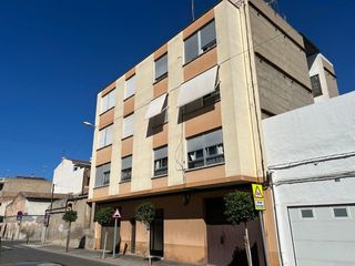 Flat in Calle san luis 16. Se venden cuatro pisos en almazora en el mismo edificio