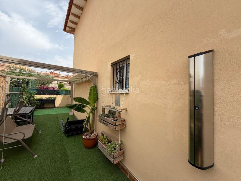Foto c425711e-7869-4e09-a129-9da9d87ad645. Duplex con parcheggio in Viver