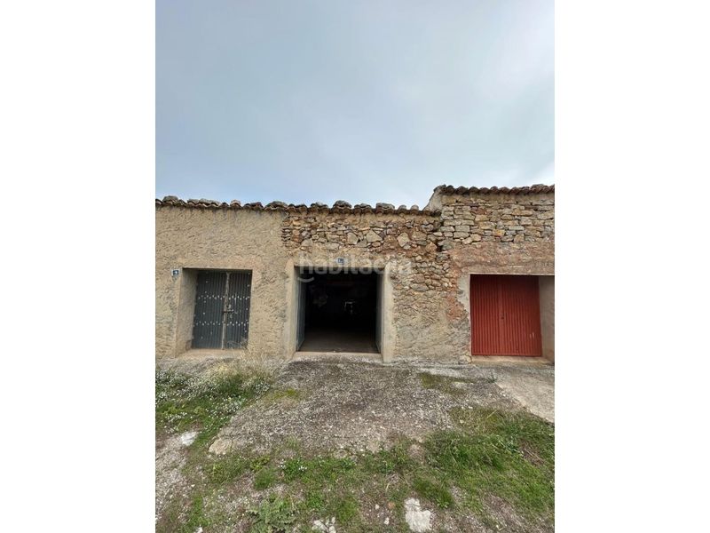 Foto 4ce1325f-f24d-4573-bcfd-3b7df8617e32. Casa amb aparcament a Bejís