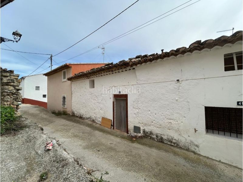 Foto eb400200-ed52-48b9-a143-746d7708b22c. Casa amb aparcament a Bejís