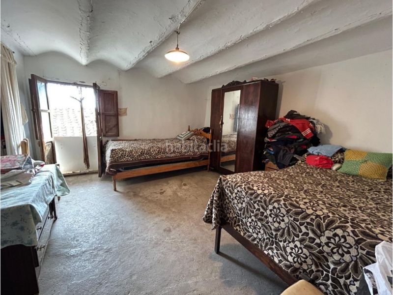 Foto f48bb463-0681-423c-9bb3-0f1a03a6e4e3. Casa amb aparcament a Bejís
