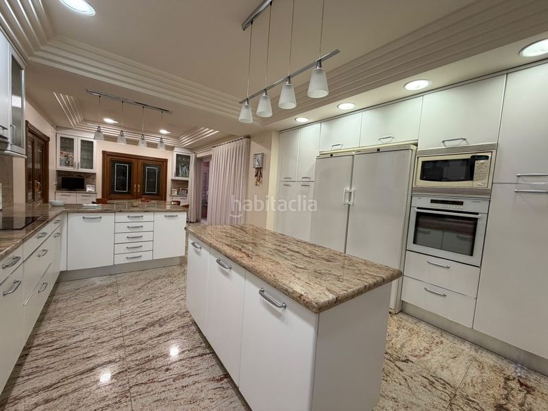 Foto 5c46d719-083d-4515-9f8a-2f2e5b065027. Casa amb aparcament a Corea Gandia