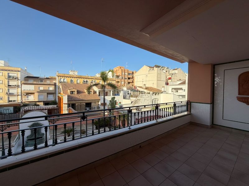 Foto bbeeba24-d24d-43b3-87c8-1daf3209e103. Casa amb aparcament a Corea Gandia