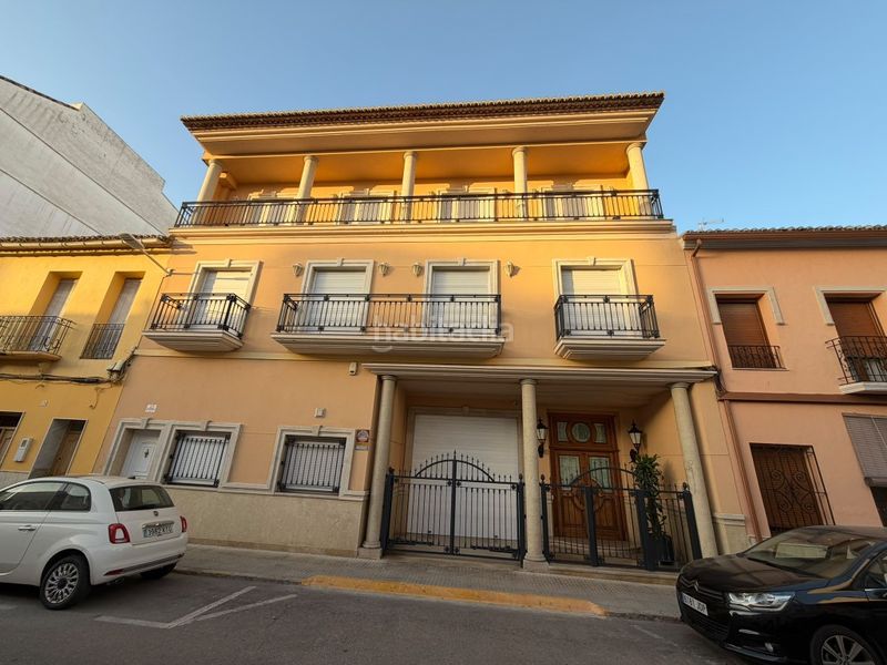 Foto d9127564-fd56-47ae-bbf5-f626a7f1ca92. Casa amb aparcament a Corea Gandia