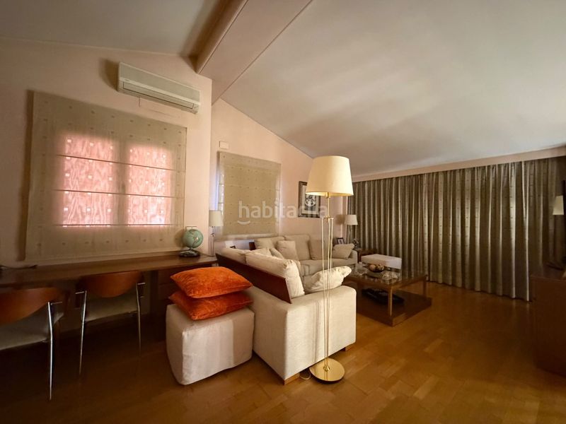 Foto f7a8f506-def4-4947-8446-99ff502fa651. Casa amb aparcament a Corea Gandia