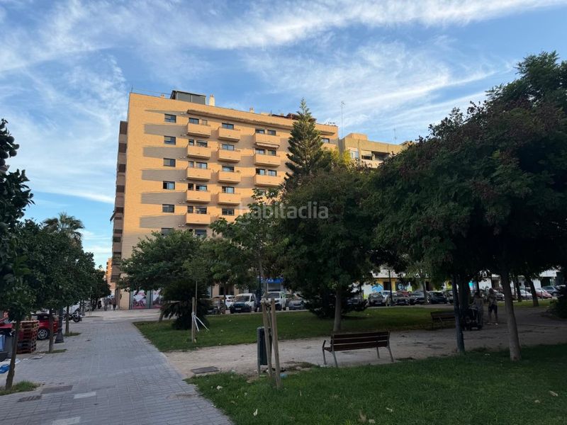 Foto 818f1235-a134-48dd-9e75-8f0d9f42165a. Pis amb aparcament a Nou Benicalap Valencia