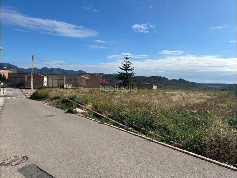 Foto d39e9f96-c78a-4af1-af57-575befd502bb. Terreny residencial a Segorbe
