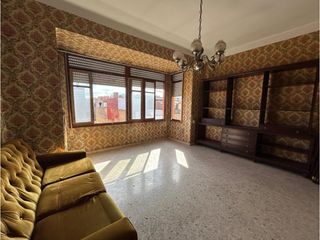 Edifici a Centro. Venta casa edificio en almazora