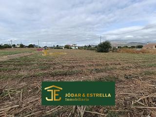 Terrain résidentiel à Cazalla. Parcela de 5700 metros en cazalla