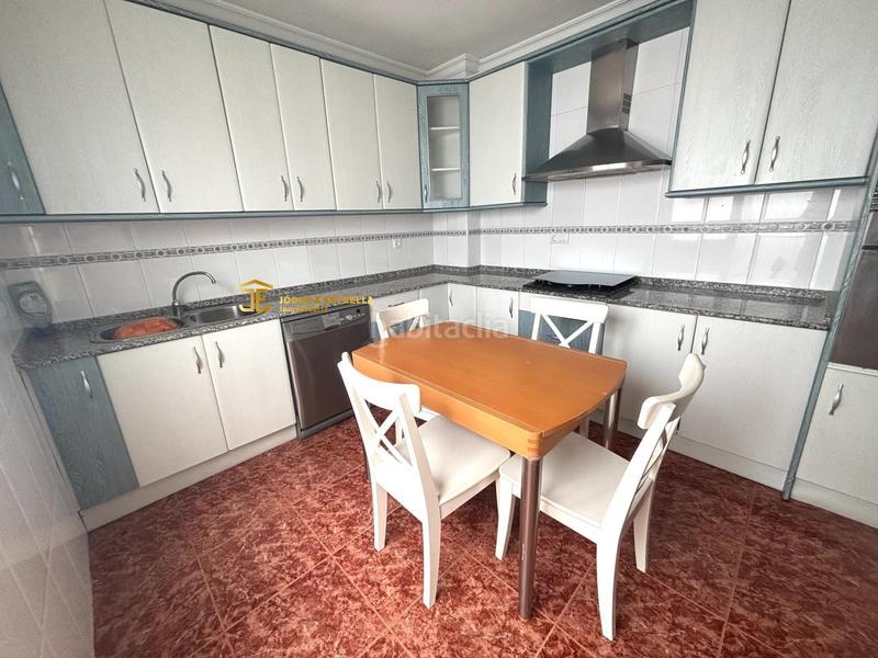 Foto afc1286b-1304-48c0-8a02-b05595247f05. Duplex con riscaldamento parcheggio in Los Ángeles - Apolonia Lorca