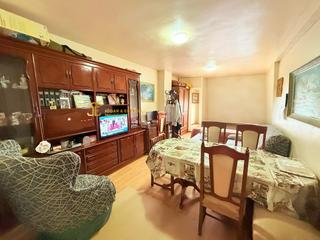 Piso en Sutullena. Alameda de cervantes piso de cuatro dormitorios