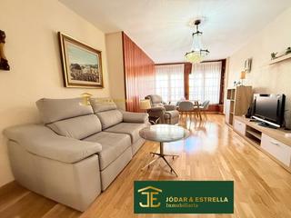 Pis en San Mateo. Piso en el centro de lorca 4 dormitorios y plaza de garaje.