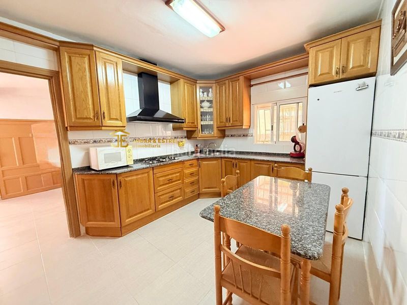 Foto c212a86c-92a3-4824-a4a9-f547cd5dd358. Casa amb aparcament a Tercia Lorca