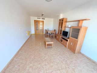 Flat in La Hoya. Piso con garage en la hoya