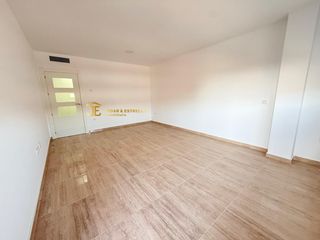 Etagenwohnung in San José. Piso a estrenar con plaza de garaje  en la viña