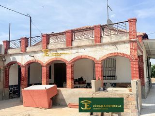Maison à Aguaderas. Casa de campo en aguaderas