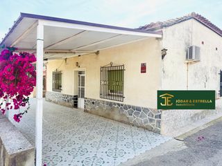 Maison à Aguaderas. Casa de campo en aguaderas