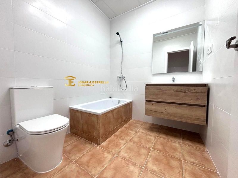 Foto eab9fadf-cba9-44d8-bb70-4bf701768a0f. Pis a Santiago Lorca