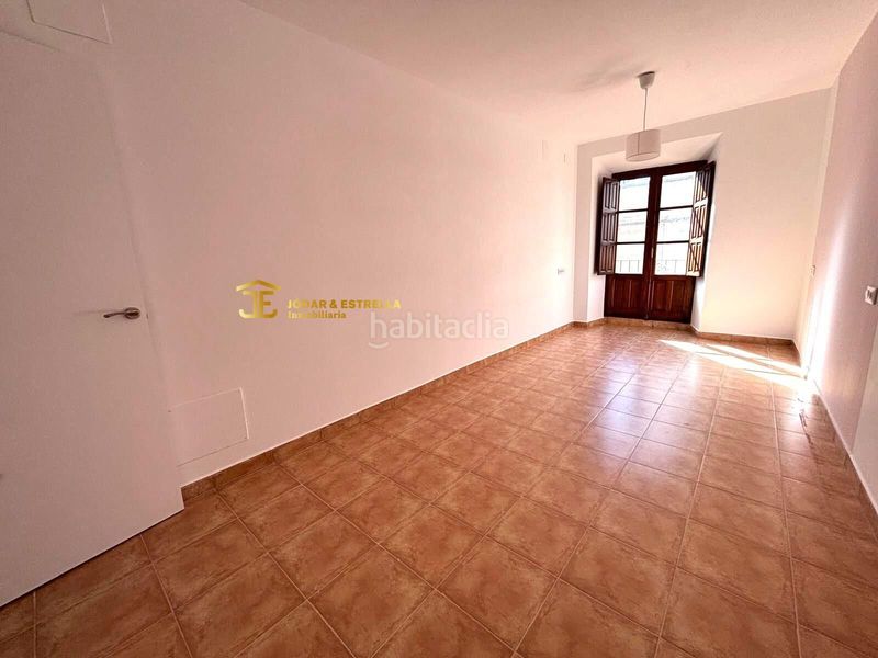 Foto f6a29d4e-62b2-4e97-8a48-0a30c38bbd58. Pis a Santiago Lorca