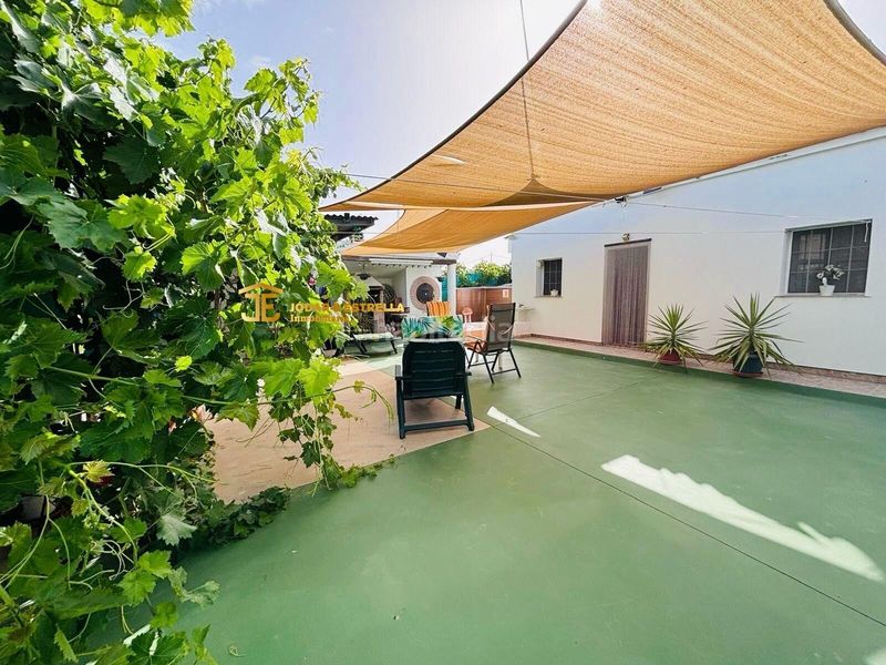 Foto fd33825f-373a-446b-8338-54a19fb5679e. Casa amb aparcament piscina a Purias Lorca