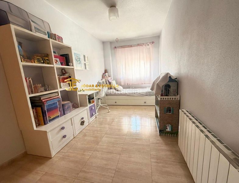 Foto b02084d1-9651-4ee4-b395-a8550238bd57. Flat with heating parking in San José Lorca