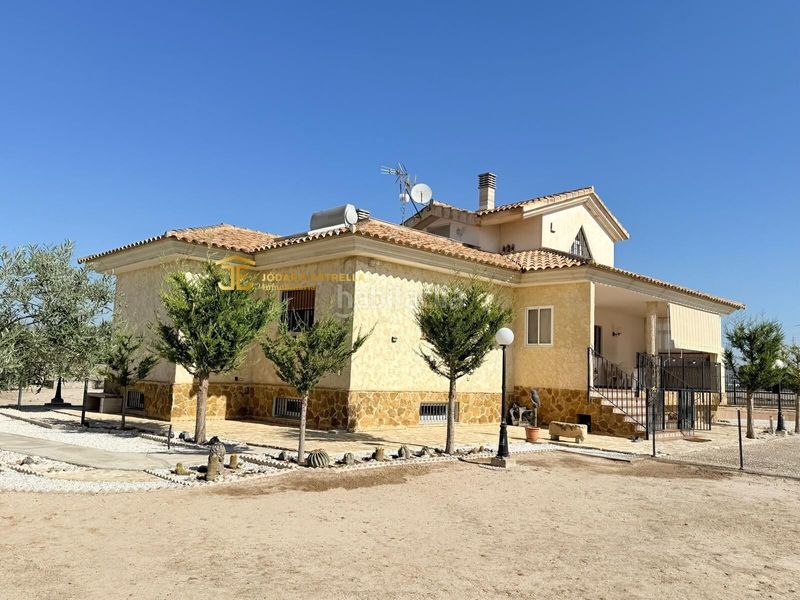 Foto 3ca7e011-776d-4690-a516-9cbd1bde3a95. Xalet amb aparcament a Campillo Lorca