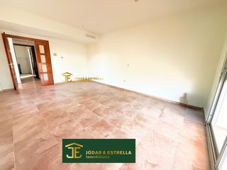 Duplex in Purias. Adosado seminuevo en torre del obispo con 160m y gran parcela