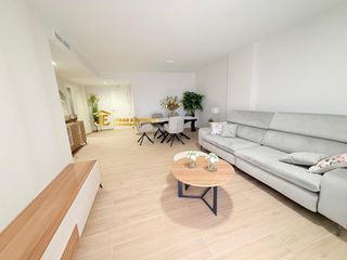 Etagenwohnung in Calle ANTONIO PELEGRIN MEDINA