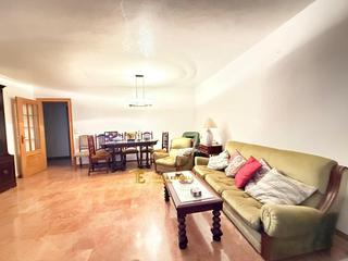 Piso en San Mateo. Piso de 180m2 con  4  dormitorios junto plaza calderon