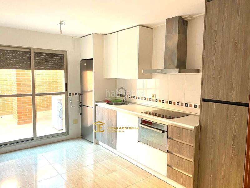 Foto 929f569a-e6c8-4bd4-bf23-a5144747c84e. Attico con riscaldamento parcheggio in Torrealvilla Lorca