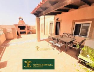 Casa a Santa Quiteria - Virgen de las Huertas. Casa con amplia terraza  en virgen de las huertas