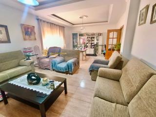 Xalet a Tercia. Chalet en tercia para entrar a vivir. 4 dormitorios.