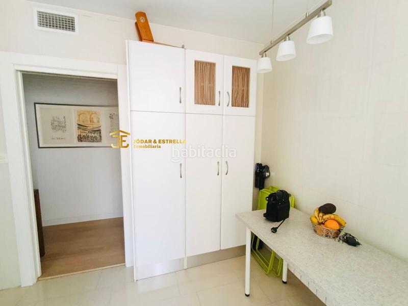 Foto 0f3b5cea-92ca-4db1-8075-52de23821360. Flat with heating parking in Santiago Lorca