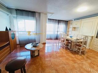 Piso en San Mateo. Piso de 3 dormitorios con garaje y trastero en alameda de cervan