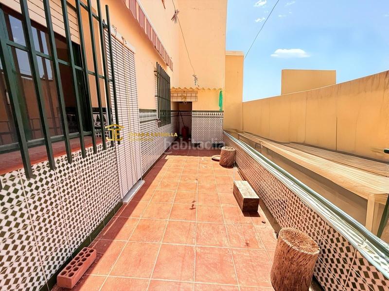 Foto a0460b82-95bc-4633-b5b4-c75b76707333. Piso  en pleno centro con 4 dormitorios reformado. en Lorca