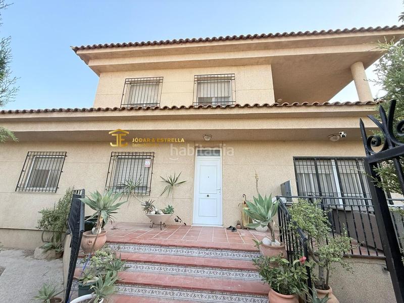 Foto efeeb490-4d7b-4bc1-8cde-fdb001e19a2b. Chalet avec parking dans Sutullena Lorca