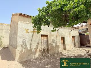 Casa a Cazalla. Casa para reformar en carretera de aguilas.