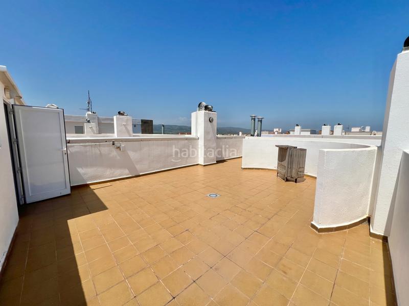 Foto 229af9d2-0005-4e33-ad52-1b35a41bc128. Penthouse in carrer amplaries 31 in Vista Mar Oropesa del Mar
