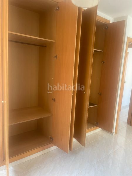 Foto e8e0f6cc-684f-4df0-9062-db069dc3d8d8. Rent flat with heating parking in Centre Vic