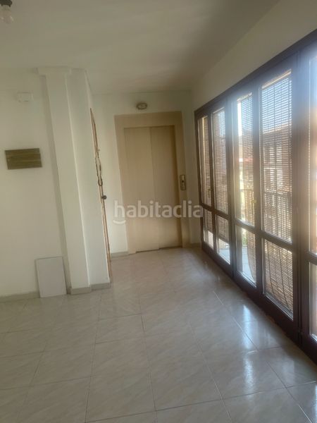 Foto fc112363-224b-406d-a282-2b0f4debd657. Rent flat with heating parking in Centre Vic